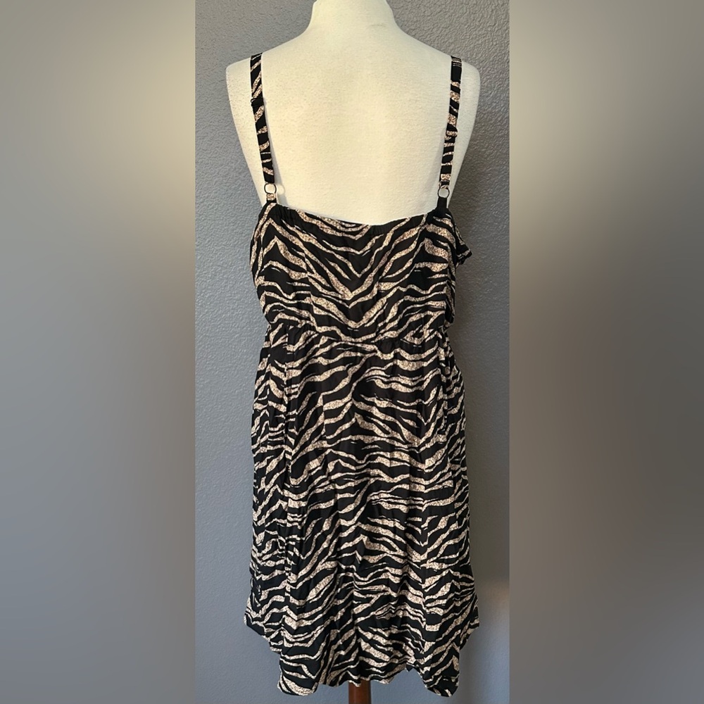 Torrid Womens Black/Brown Striped Mini Challis Skater Dress, Pocket, Plus Size 3 - Picture 4 of 15